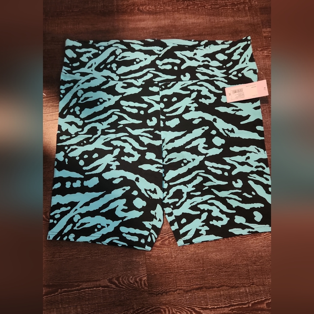 Wild fable XXL High Rise Bike Shorts, NWT
